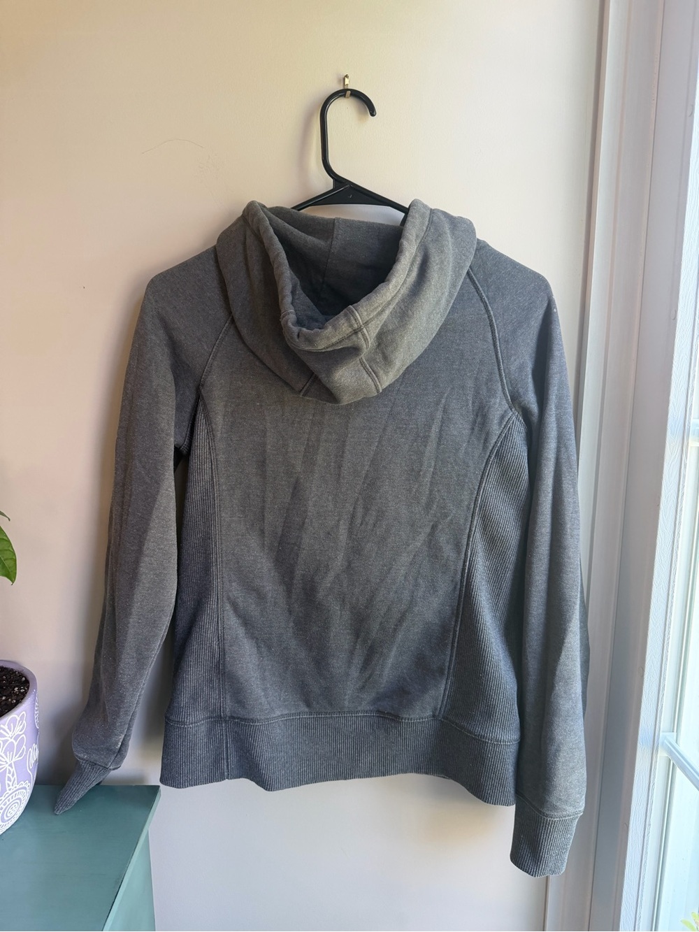 Carhartt Women’s Gray Hooded Rain Defender Pullover Sweatshirt - Picture 5 of 5